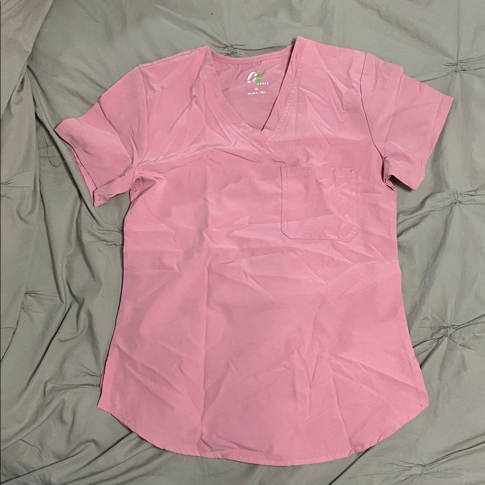 GT Performance Pink Scrub Set - Picture 2 of 3